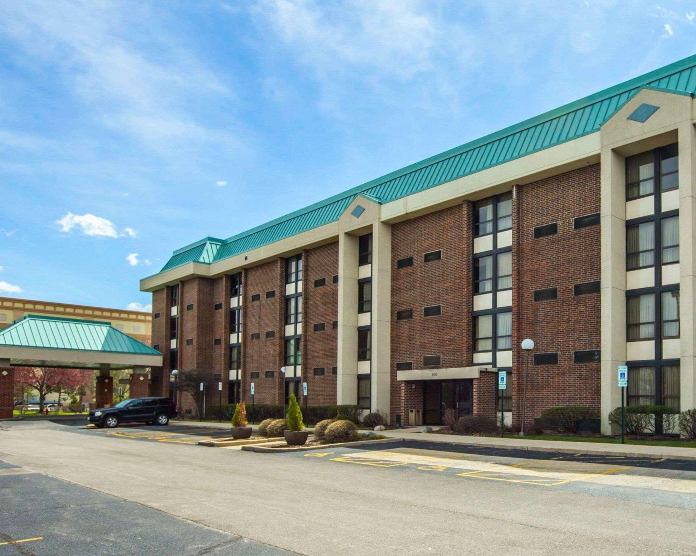 Quality Inn Schaumburg - Chicago Near The Mall Zewnętrze zdjęcie
