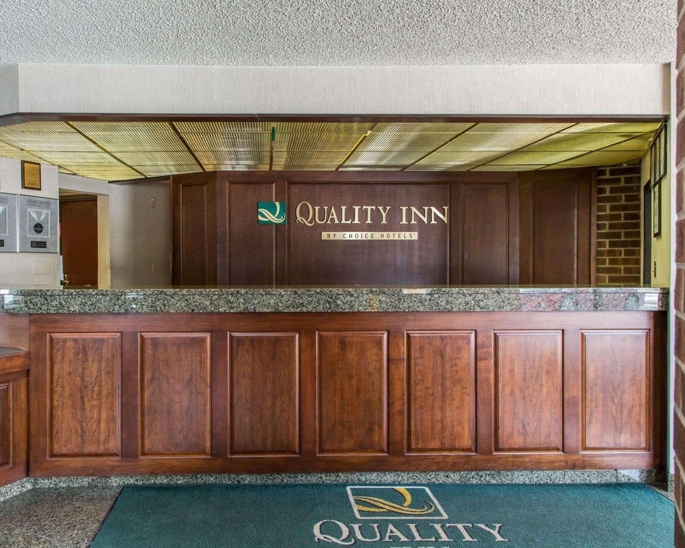 Quality Inn Schaumburg - Chicago Near The Mall Zewnętrze zdjęcie