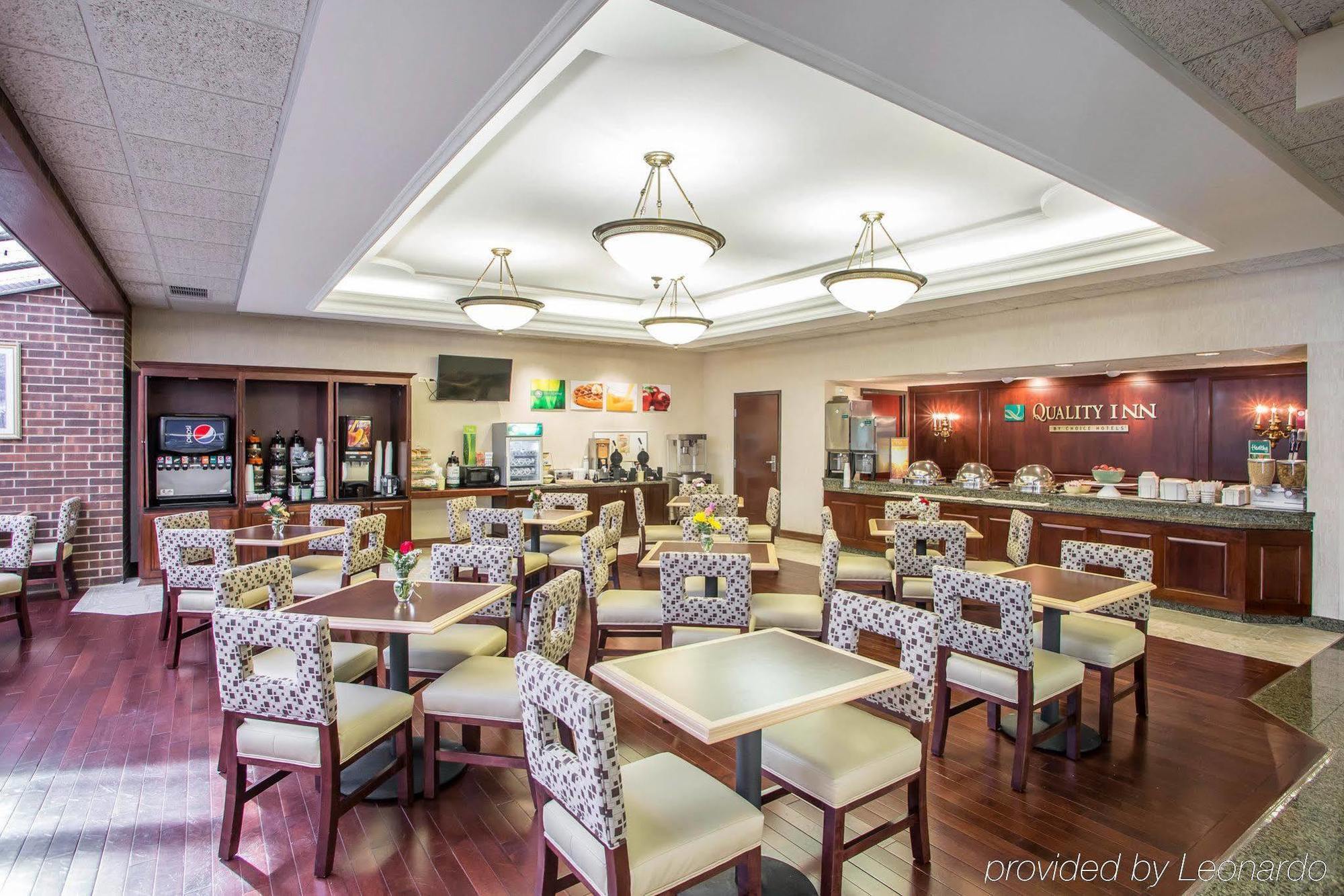 Quality Inn Schaumburg - Chicago Near The Mall Zewnętrze zdjęcie